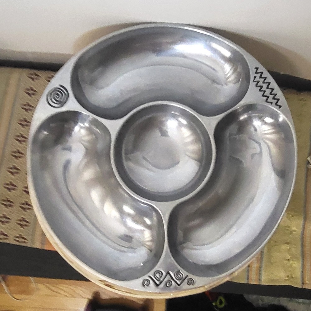 Wilton Armetale Pewter Divided Chip and Dip Platter Geometric Etched 14 Inch